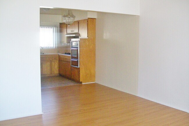 Foto del edificio - 1007 N Louise St