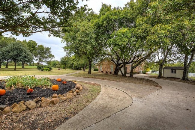 Building Photo - 2548 South Farm To market 549
