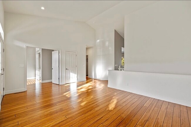 Foto del edificio - 4720 Ellicott Way