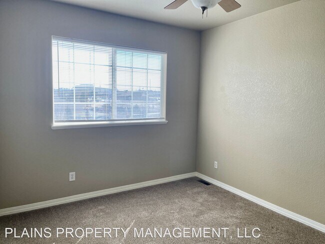 Building Photo - 2 br, 2.5 bath House - 6925 19th Street Un...
