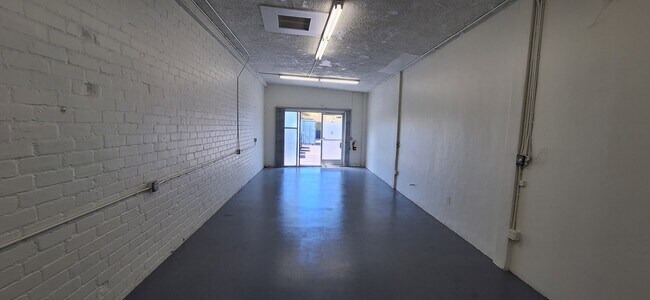 Foto del edificio - 2933 S Sepulveda Blvd