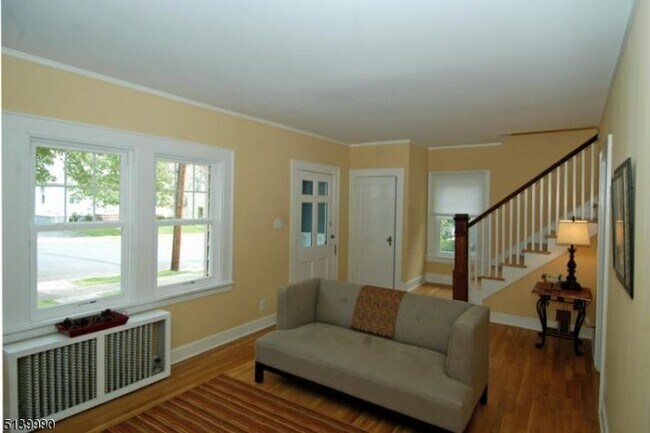 Building Photo - 48 Cypress St