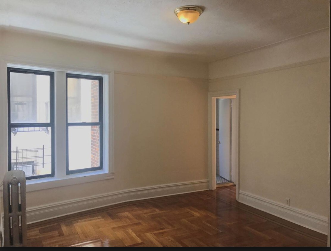 Building Photo - 827 Bay Ridge Ave
