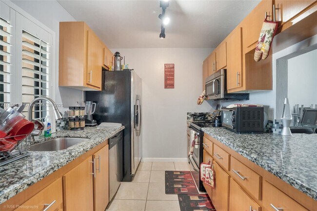 Foto del edificio - 10425 NW 3rd St