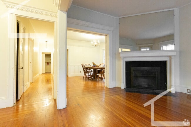 Building Photo - 22 Littell Rd