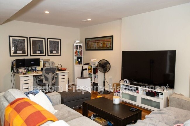 Photo - 5317 Macwood Dr House