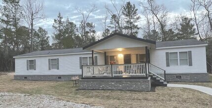 Building Photo - 128 Hall Dr S
