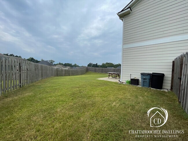 Building Photo - 9713 N Ivy Park Dr
