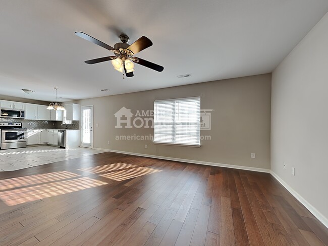 Building Photo - 4983 Old Towne Village Circle