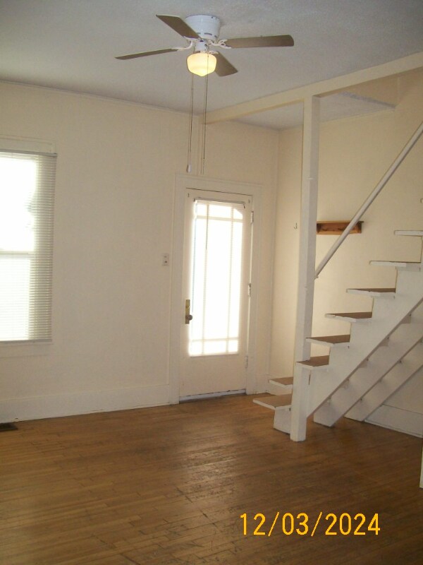 Foto del edificio - 221 E Callender St