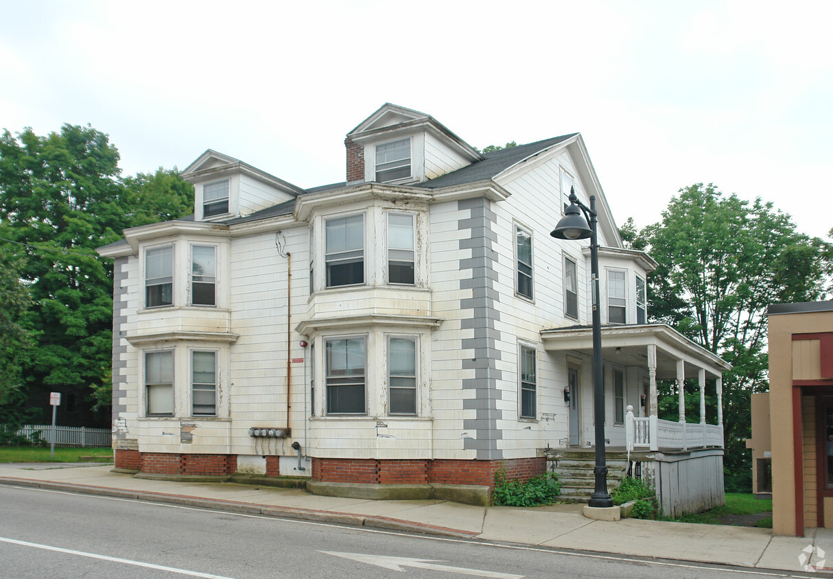 Building Photo - 39-41 Main St