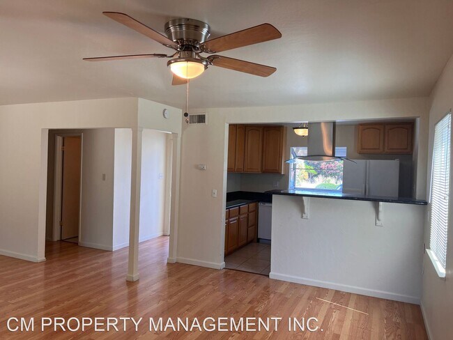 Foto del edificio - 3 br, 2 bath House - 5022 Miramar Ave