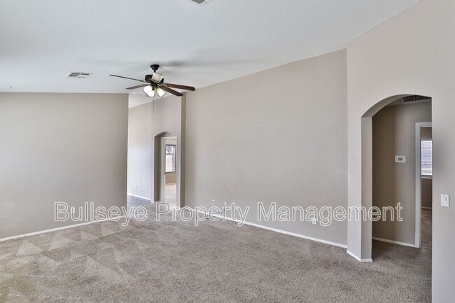 Building Photo - 6773 E Lush Vista View
