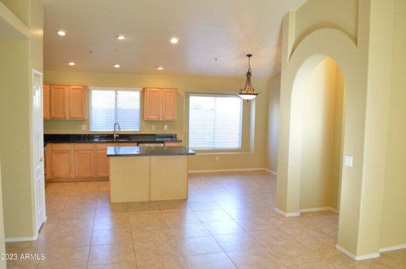 Foto del edificio - 3080 N 87th Way