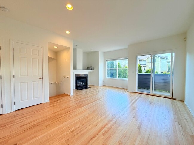 Photo - 2443 NW 59th St #A Townhome