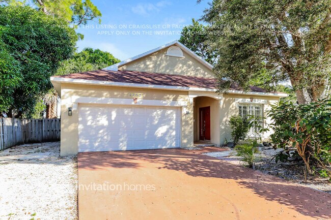 Foto del edificio - 6297 Lauderdale St