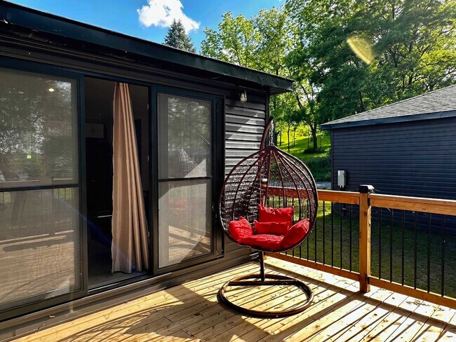 Building Photo - 6010 Rice Lake Scenic Dr