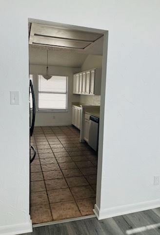Foto del edificio - 222 Country View Ln