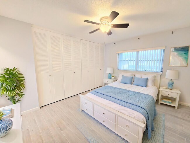 Foto del edificio - 2737 Emory Dr E