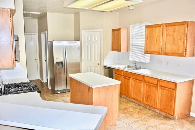 Building Photo - 4423 Casey Cir