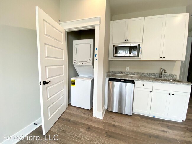 Building Photo - 1 br, 1 bath House - 129 Carolina Oaks Avenue