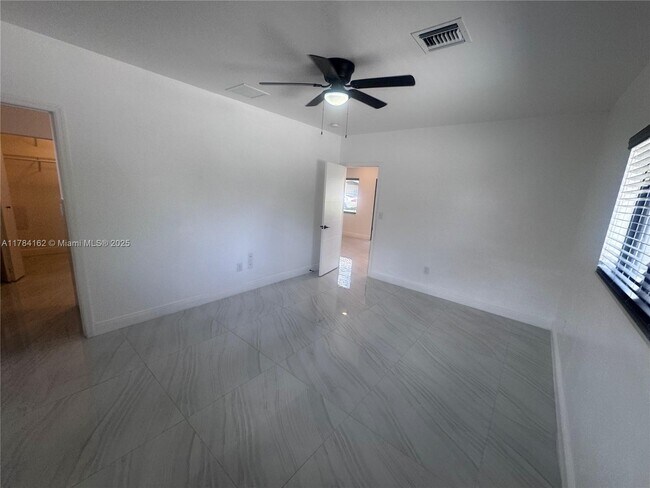 Foto del edificio - 2048 NW 99th Terrace