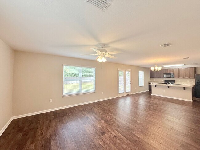 Foto del edificio - Beautiful 4-Bedroom Home - Wynfield Subdiv...