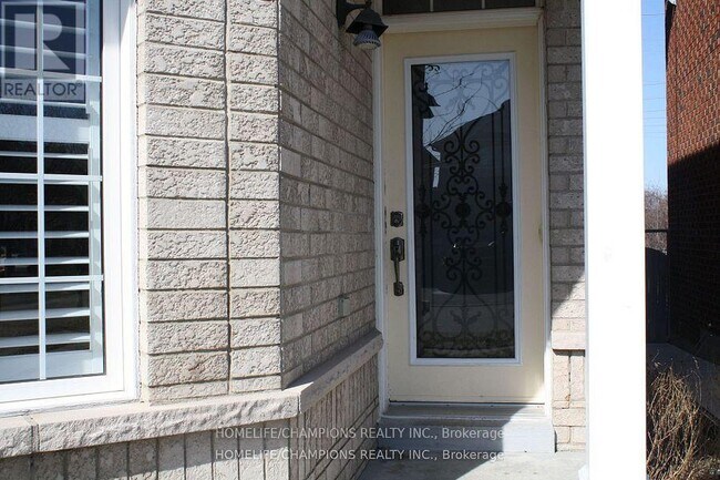 Building Photo - 76 Pogonia St