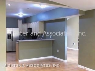Building Photo - 3 br, 1 bath House - 4545 PARKER DR.