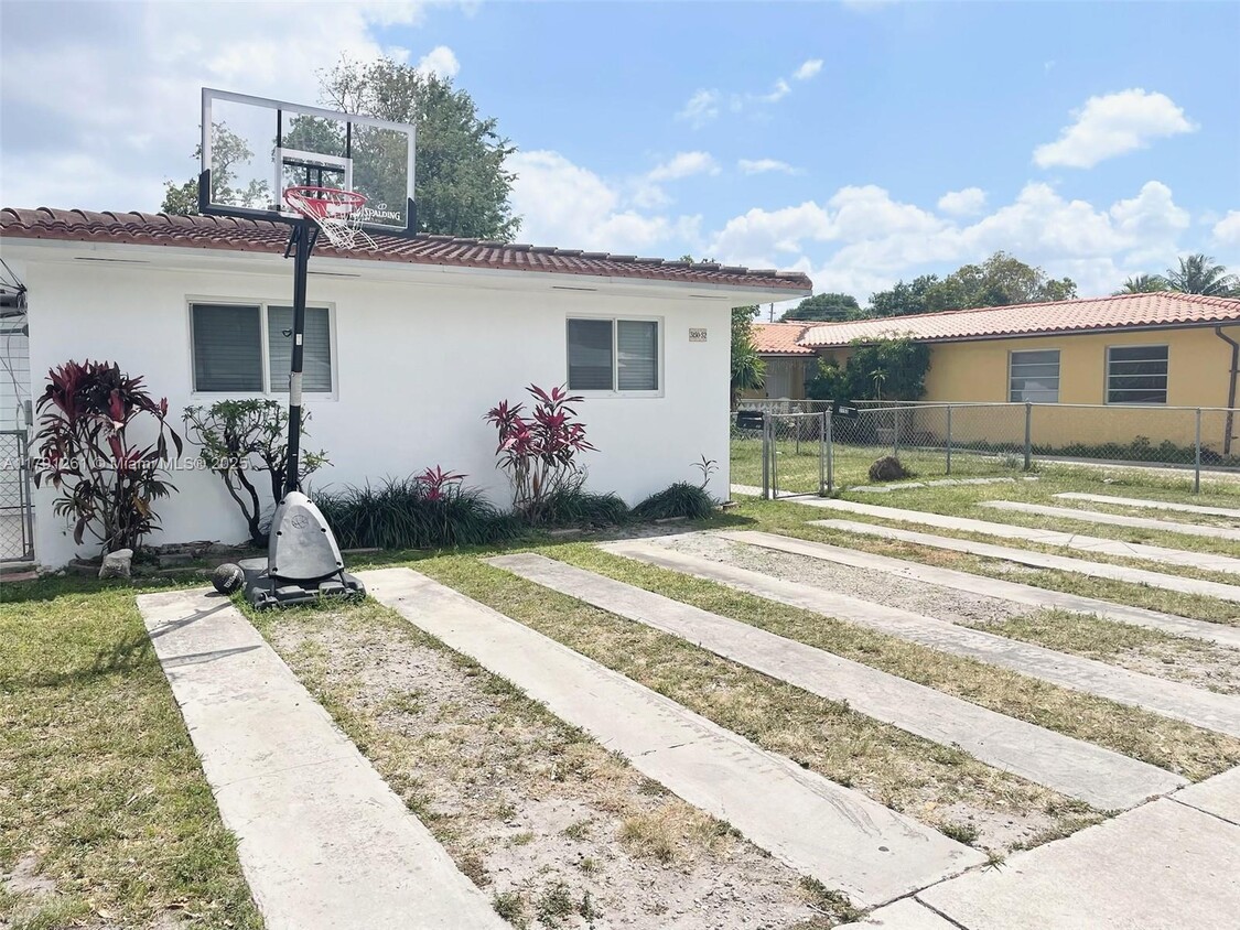 Primary Photo - 3150 SW 23rd Terrace
