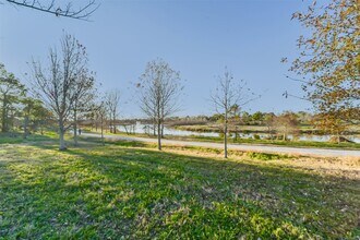 Building Photo - 1413 Ramada Dr