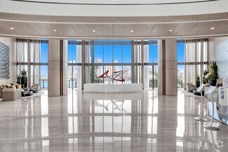 Building Photo - 5000 Island Estates Dr