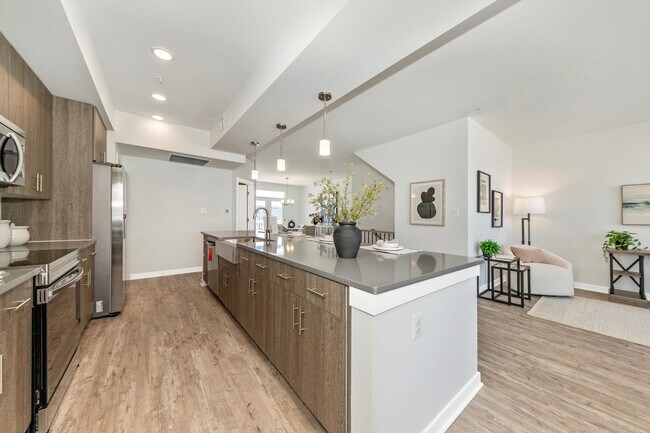 Building Photo - 1616 Blacksmith Way