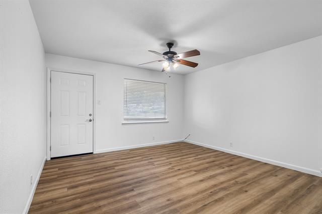 Building Photo - 1401 Bryan Dr