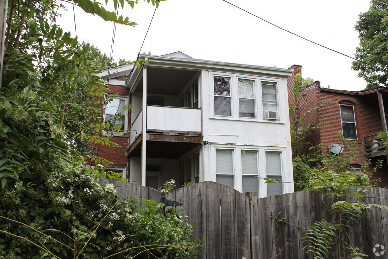 Foto del edificio - 6024 Washington Blvd