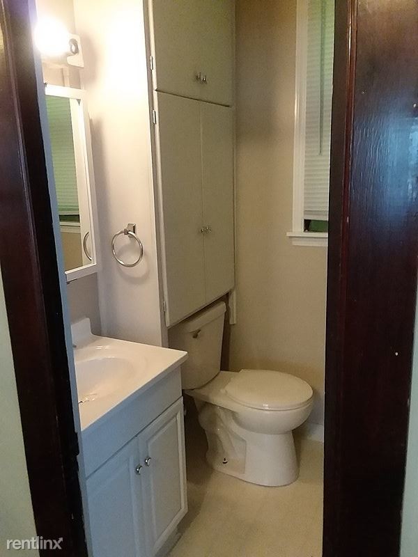 Building Photo - 1 br, 1 bath Apartment - 3904 10th Street