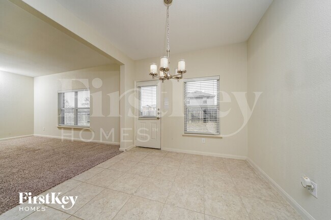 Foto del edificio - 2207 Old Harbor Way