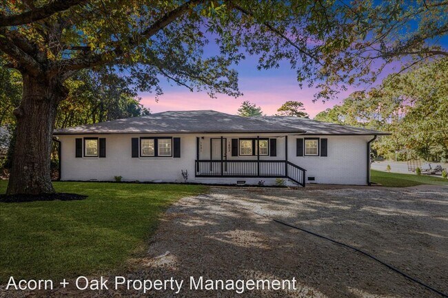 Foto del edificio - 2 br, 1 bath House - 1801 Morehead Ave