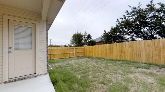 Foto del edificio - ALL TILE LUXURY DUPLEX IN KILLEEN CLOSE TO FORT HOOD ONLY $1395!!!!