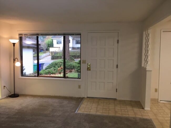 Building Photo - 5129 SE Cesar Estrada Chavez Blvd