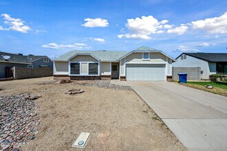 Building Photo - 4632 W Gail Dr