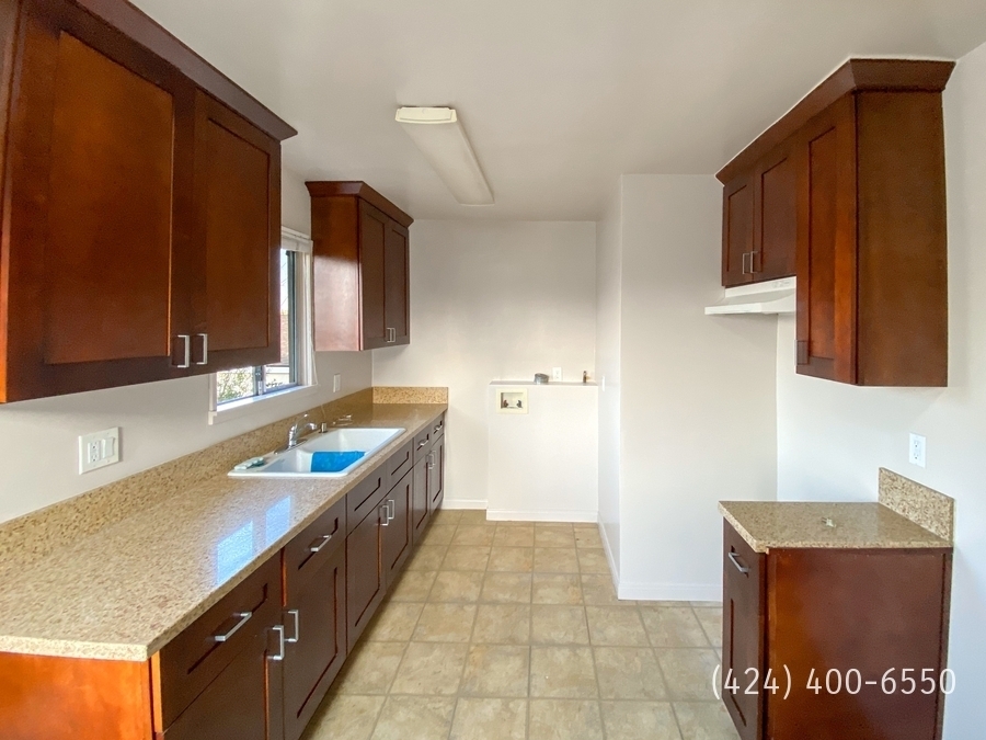 Foto principal - 1137 3/4-1134 W 90th St