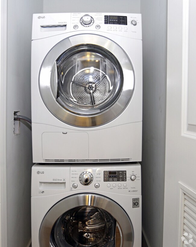 Foto del edificio - 310 Coles St