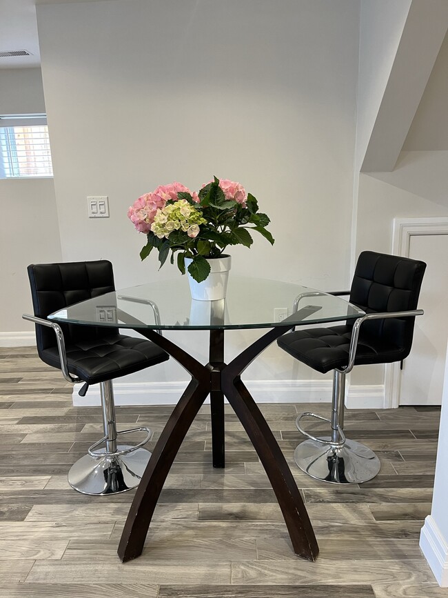 Breakfast nook - 52 Joanith Dr