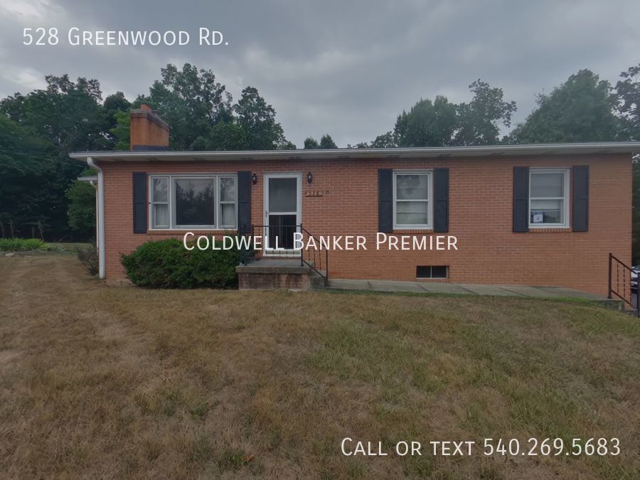 Primary Photo - Ranch Home with Large Lot, and Detached Ga...