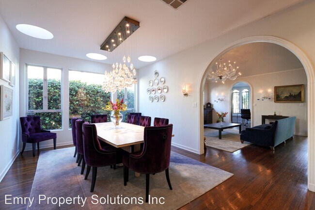 Foto del edificio - 6 br, 5 bath House - 1949 N Catalina St. L...