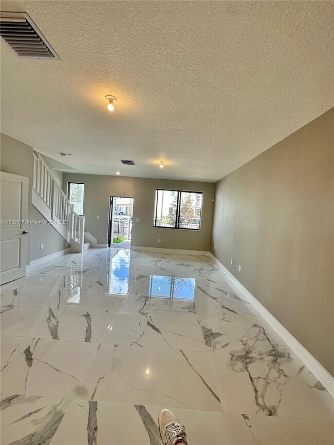 Building Photo - 8348 NW 43rd St