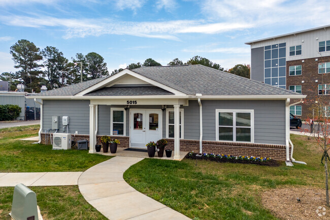 Building Photo - Albemarle Landing