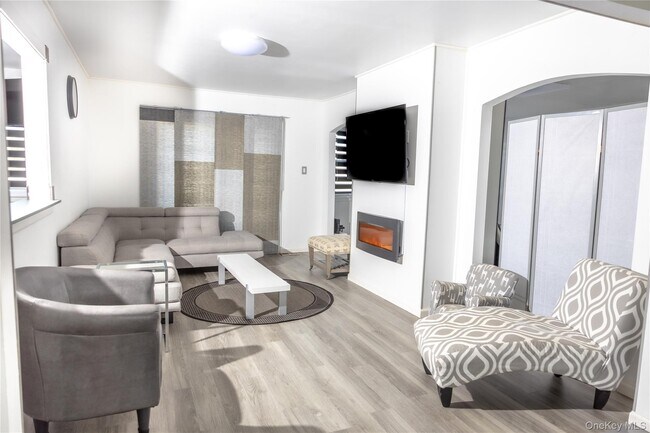 Foto del edificio - 1 Summer Ln