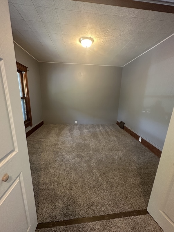 Building Photo - 4014 Woodbridge Ave